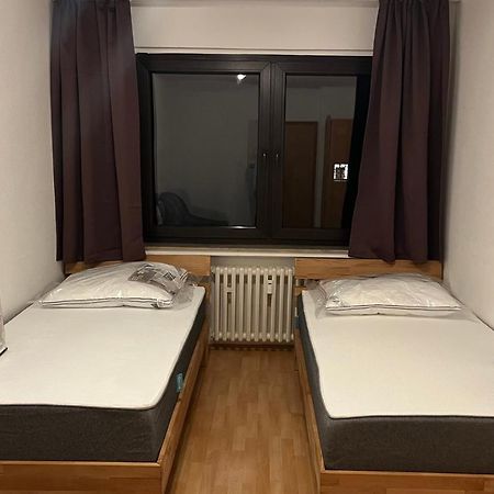 Zimmer Fuer Monteure, Handwerker Oder Reisende Essen Dış mekan fotoğraf