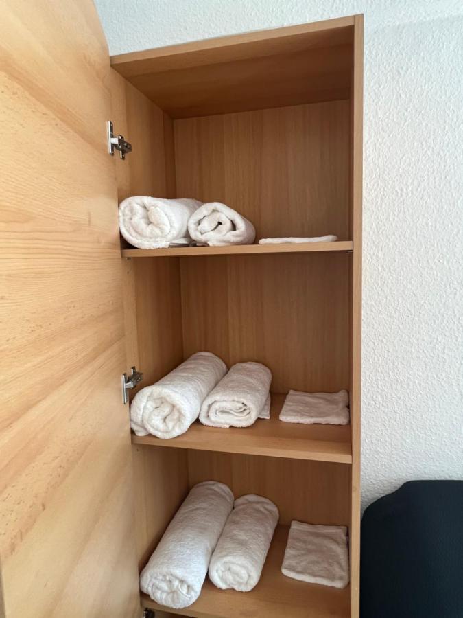 Zimmer Fuer Monteure, Handwerker Oder Reisende Essen Dış mekan fotoğraf