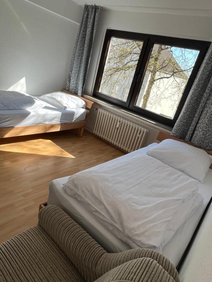 Zimmer Fuer Monteure, Handwerker Oder Reisende Essen Dış mekan fotoğraf