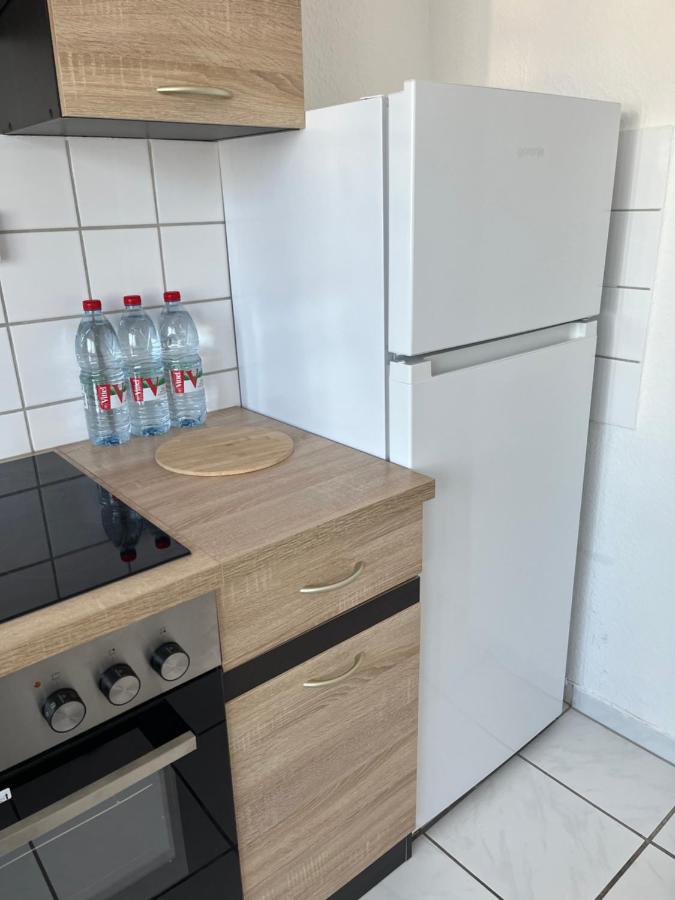 Zimmer Fuer Monteure, Handwerker Oder Reisende Essen Dış mekan fotoğraf